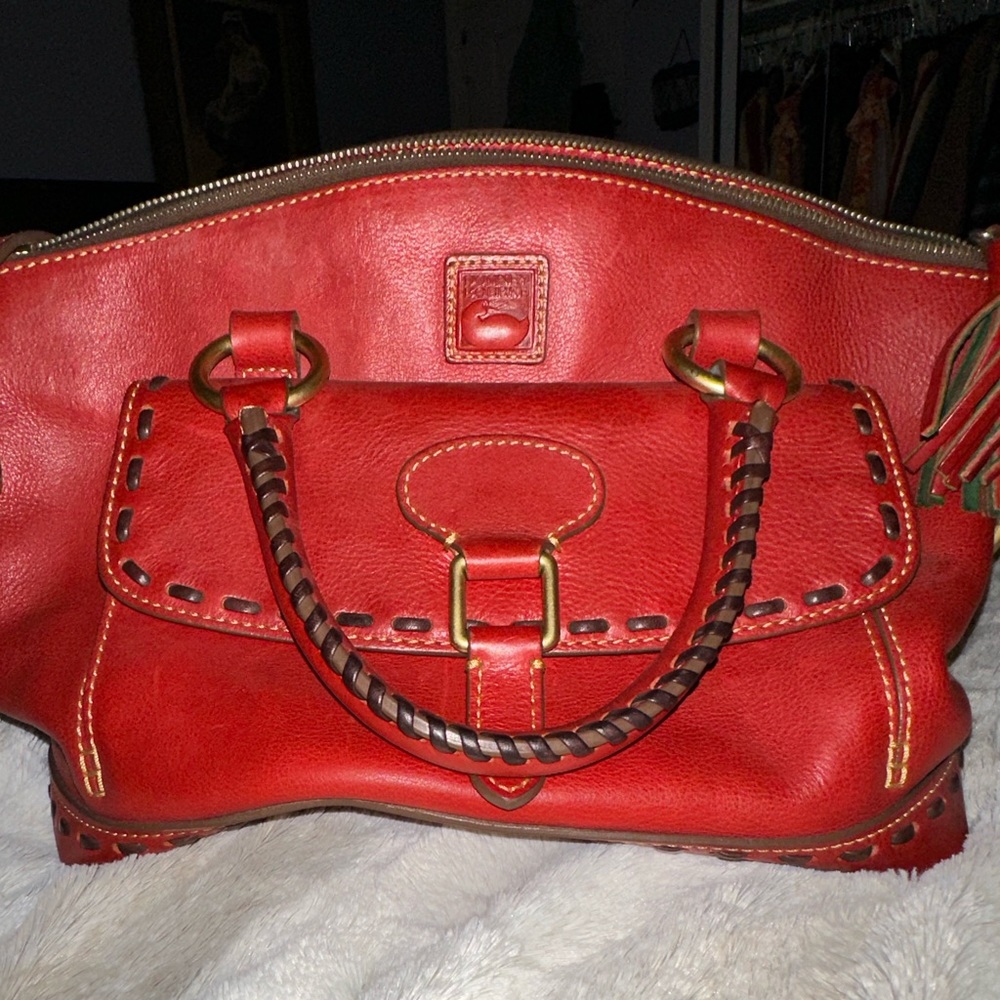 Dooney & Bourke Handbag with matching wallet